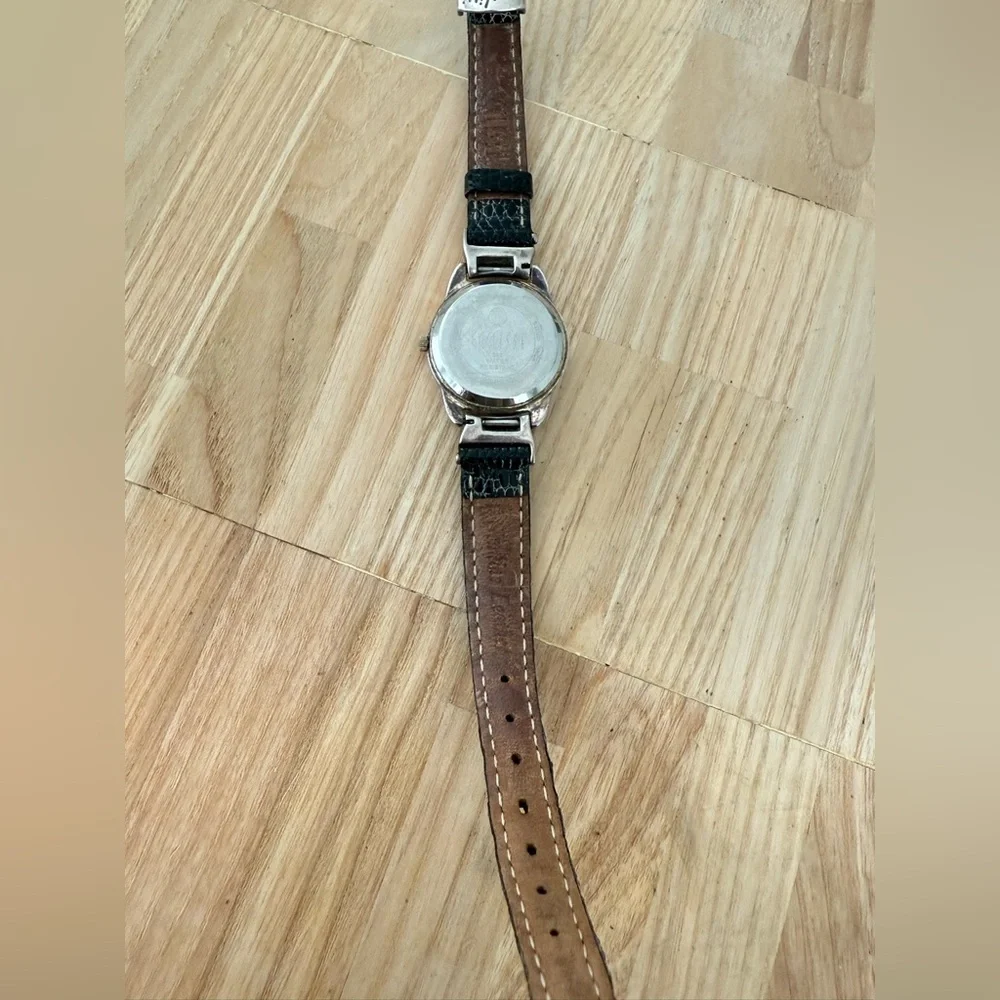 Ecclissi ladies sterling silver black leather watch NEW BATTERY